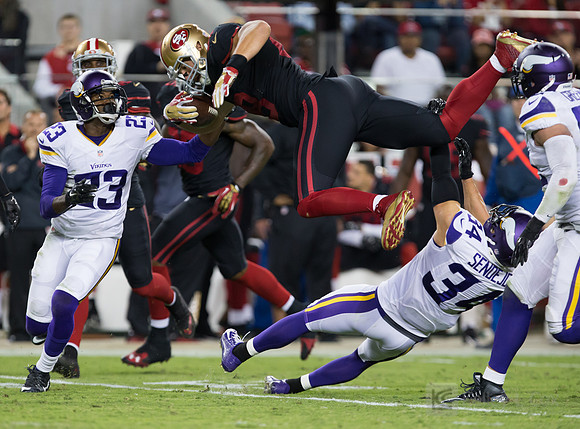 NFL: Minnesota Vikings at San Francisco 49ers