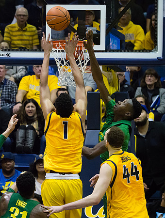 NCAA Basketball: Oregon at California