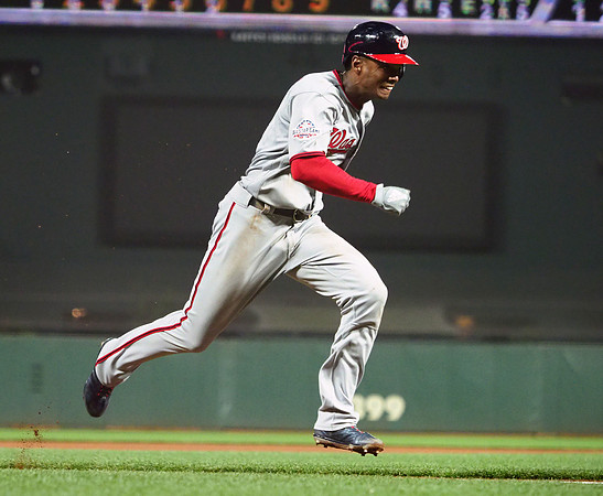 MLB: Washington Nationals at San Francisco Giants