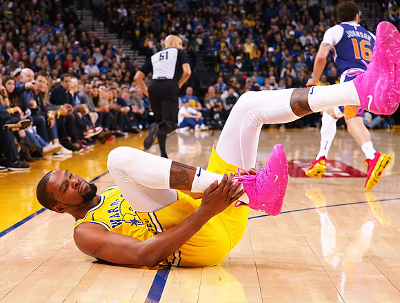 NBA: Phoenix Suns at Golden State Warriors