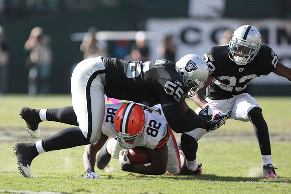 NFL: Cleveland Browns at Oakland Raiders