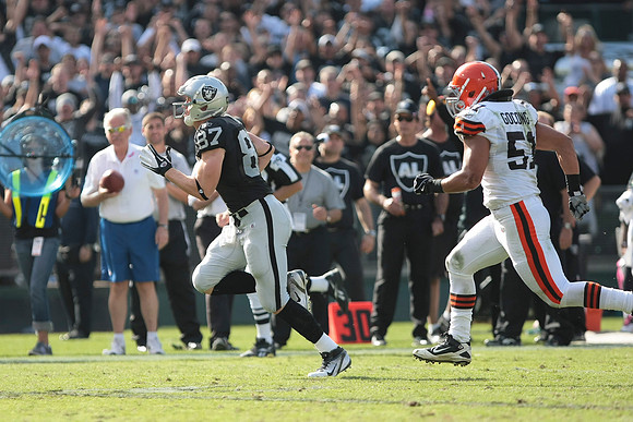 NFL: Cleveland Browns at Oakland Raiders