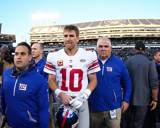 NFL: New York Giants at Oakland Raiders