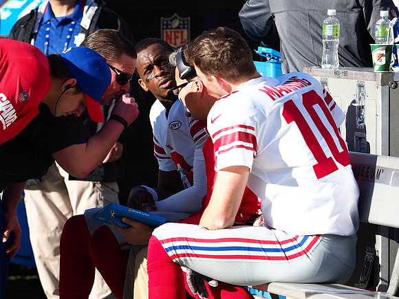 NFL: New York Giants at Oakland Raiders