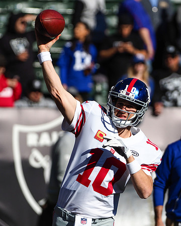 NFL: New York Giants at Oakland Raiders