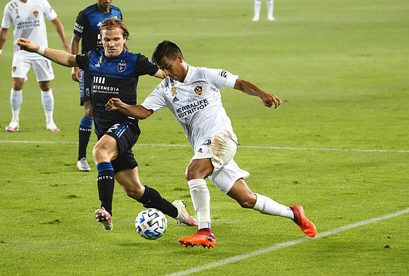 MLS: LA Galaxy at San Jose Earthquakes