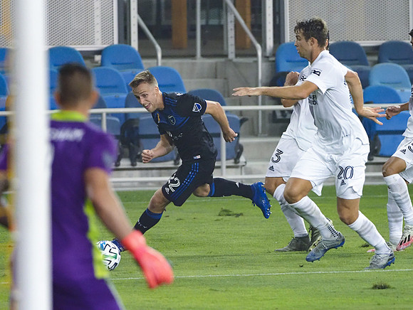 MLS: LA Galaxy at San Jose Earthquakes