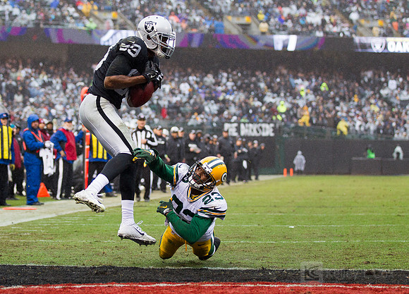 NFL: Green Bay Packers at Oakland Raiders