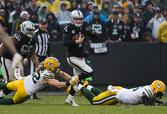 NFL: Green Bay Packers at Oakland Raiders