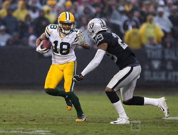 NFL: Green Bay Packers at Oakland Raiders