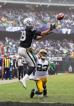 NFL: Green Bay Packers at Oakland Raiders