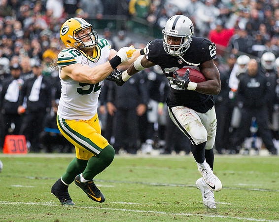 NFL: Green Bay Packers at Oakland Raiders