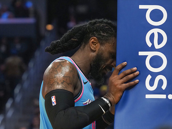 NBA: Miami Heat at Golden State Warriors