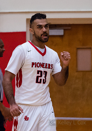 CSUEB MBB