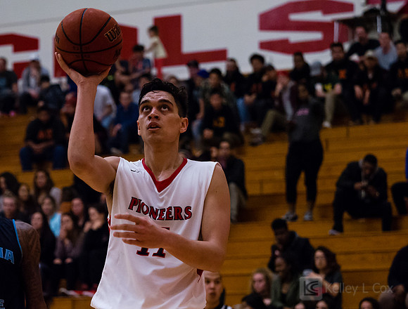 CSUEB MBB