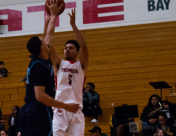 CSUEB MBB