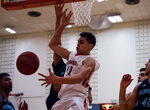 CSUEB MBB