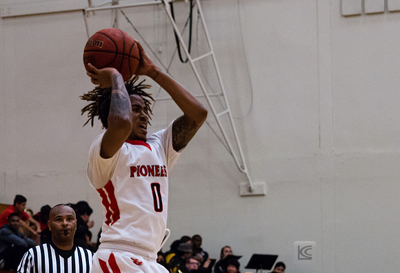 CSUEB MBB