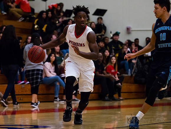 CSUEB MBB