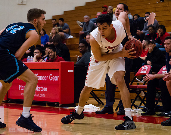 CSUEB MBB