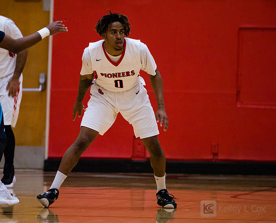 CSUEB MBB