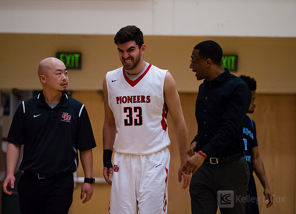 CSUEB MBB