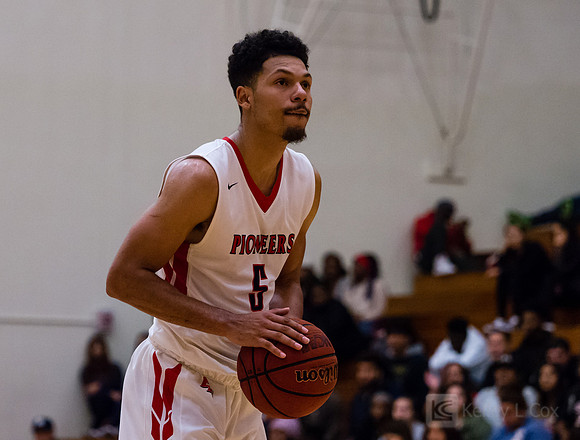 CSUEB MBB