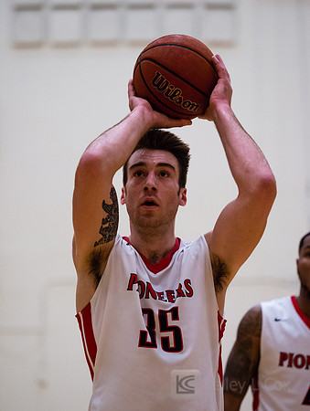 CSUEB MBB