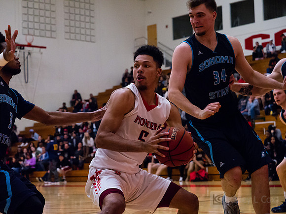 CSUEB MBB