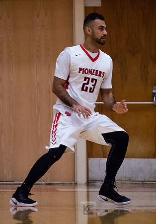 CSUEB MBB
