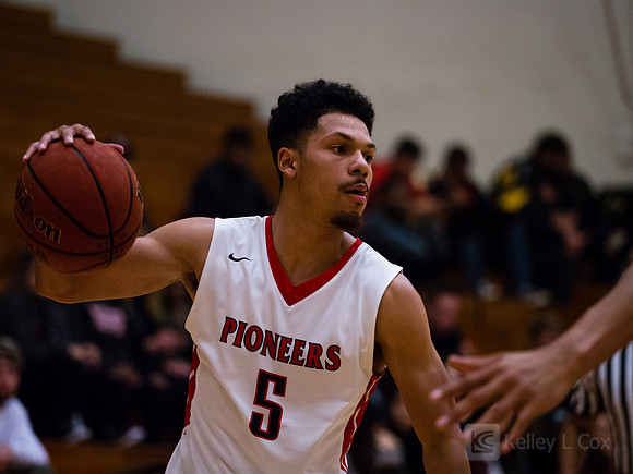 CSUEB MBB