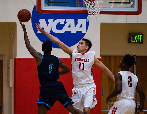 CSUEB MBB