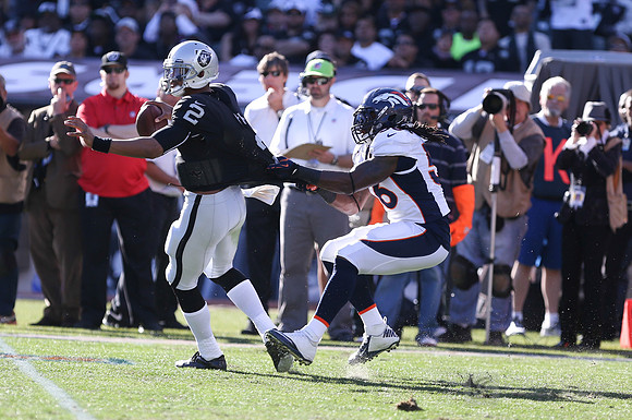 NFL: Denver Broncos at Oakland Raiders