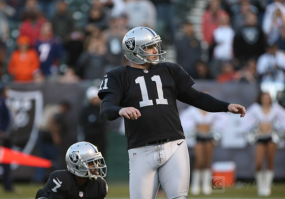 NFL: Denver Broncos at Oakland Raiders