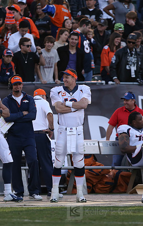 NFL: Denver Broncos at Oakland Raiders