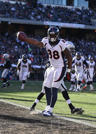 NFL: Denver Broncos at Oakland Raiders