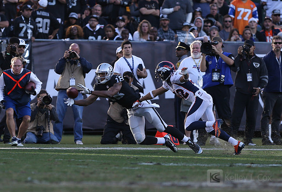 NFL: Denver Broncos at Oakland Raiders