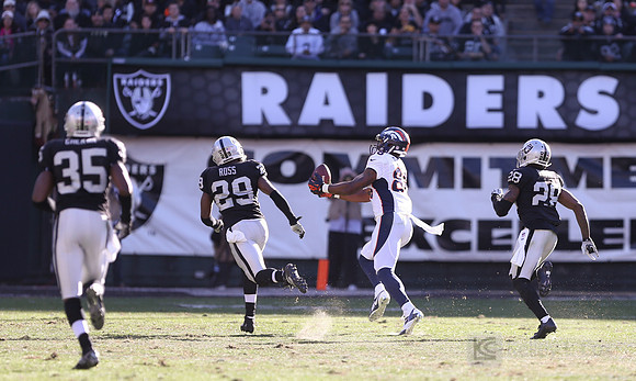 NFL: Denver Broncos at Oakland Raiders