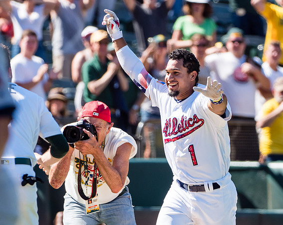 MLB: Chicago White Sox at Oakland Athletics