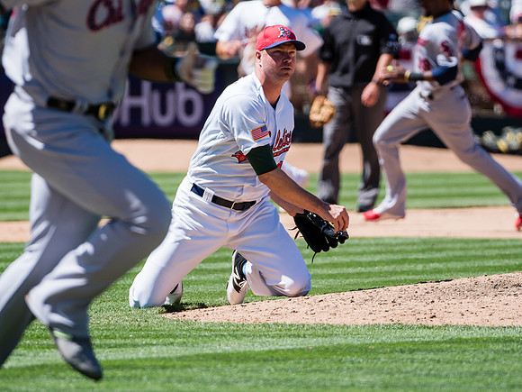 MLB: Chicago White Sox at Oakland Athletics