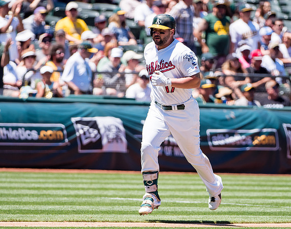 MLB: Chicago White Sox at Oakland Athletics