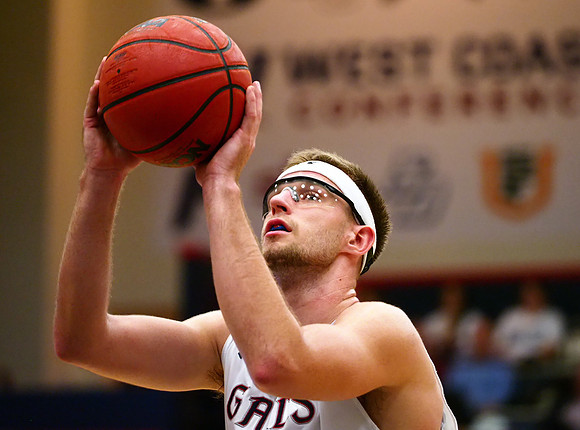 NCAA Basketball: Dayton at St. Mary's