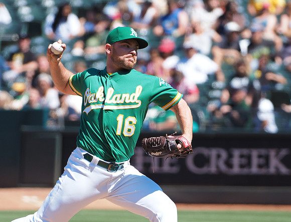 MLB: Chicago White Sox at Oakland Athletics