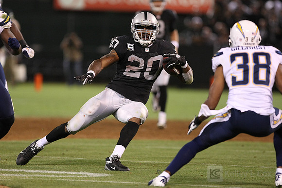 NFL: San Diego Chargers at Oakland Raiders