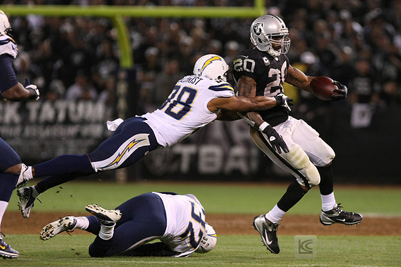 NFL: San Diego Chargers at Oakland Raiders