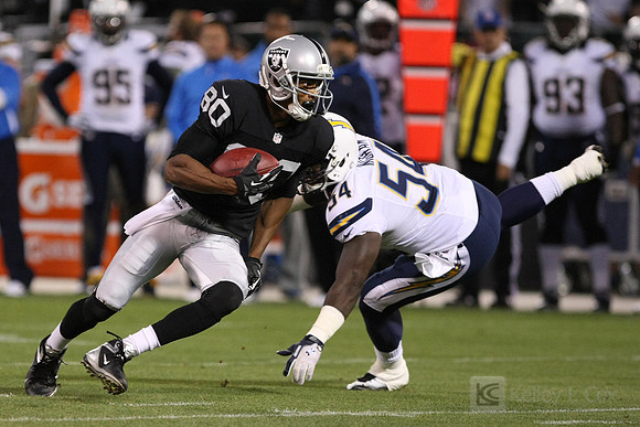 NFL: San Diego Chargers at Oakland Raiders