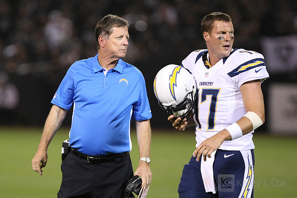 NFL: San Diego Chargers at Oakland Raiders