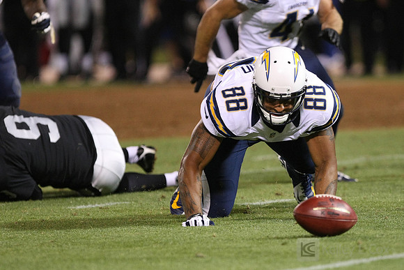 NFL: San Diego Chargers at Oakland Raiders