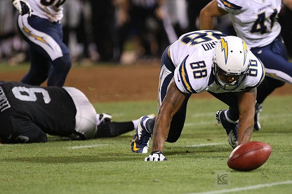 NFL: San Diego Chargers at Oakland Raiders