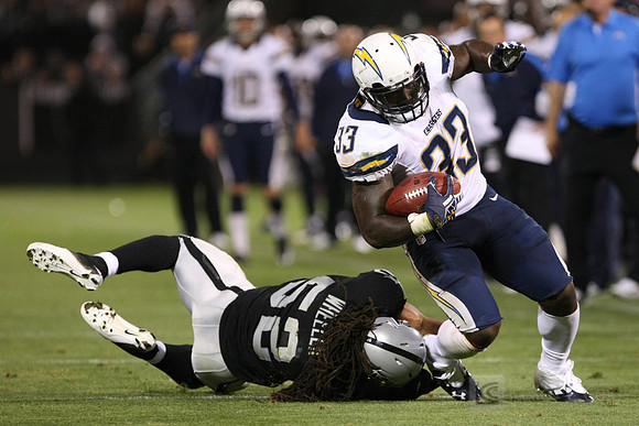 NFL: San Diego Chargers at Oakland Raiders